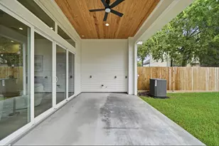 607 W 27th St, Houston, TX 77008 - Photo 35