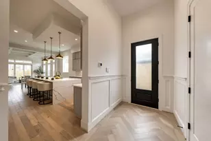 607 W 27th St, Houston, TX 77008 - Photo 3