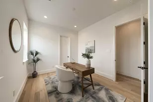 607 W 27th St, Houston, TX 77008 - Photo 33