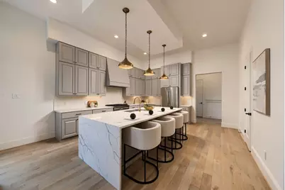 607 W 27th Street, Houston, TX 77008 - Photo 7