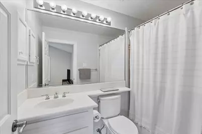 1614 Castle Court, Houston, TX 77006 - Photo 21