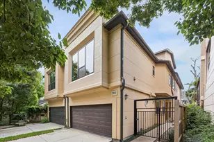 1614 Castle Ct, Houston, TX 77006 - Photo 7