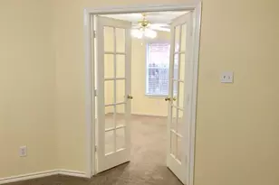 114 N Queenscliff Cir, The Woodlands, TX 77382 - Photo 19