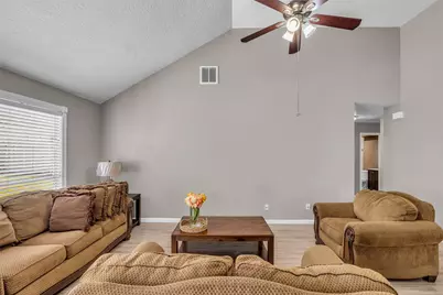 6522 Redding Springs Lane, Houston, TX 77086 - Photo 11