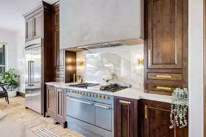 6115 Majestic Hill Drive, Houston, TX 77345 - Photo 9