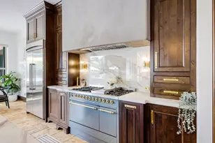 6115 Majestic Hill Dr, Houston, TX 77345 - Photo 9