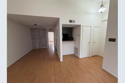 10811 Richmond Avenue #111, Houston, TX 77042 - Photo 11