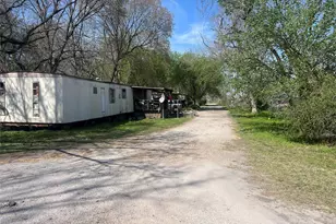 1730 Strawn Rd, Houston, TX 77039 - Photo 7