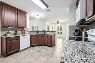 1714 Prince Dr, Alvin, TX 77511 - Photo 23