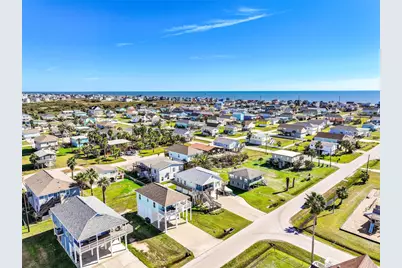 4023 Mason Drive, Galveston, TX 77554 - Photo 35