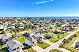 4023 Mason Dr, Galveston, TX 77554 - Photo 35