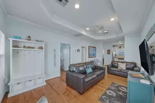 4023 Mason Dr, Galveston, TX 77554 - Photo 3