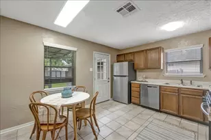 708 Moody Ave, League City, TX 77573 - Photo 11
