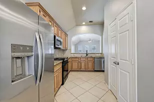 18923 Bluestone Hollow Ln, Tomball, TX 77377 - Photo 9