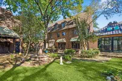 2047 University Boulevard, Houston, TX 77030 - Photo 27