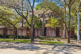 2047 University Blvd, Houston, TX 77030 - Photo 3