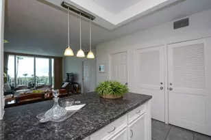 1401 E Beach Dr Dr, Galveston, TX 77550 - Photo 9