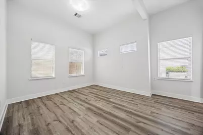 2316 Hopkins Street #2, Houston, TX 77006 - Photo 7