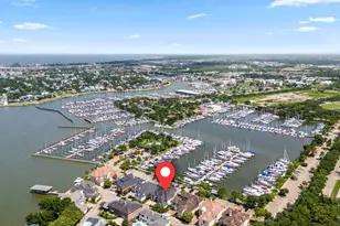 4 Mariners Ln, Kemah, TX 77565 - Photo 3