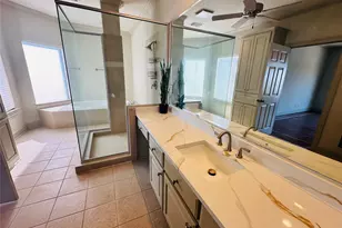 4 Mariners Ln, Kemah, TX 77565 - Photo 31