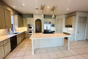 4 Mariners Ln, Kemah, TX 77565 - Photo 15