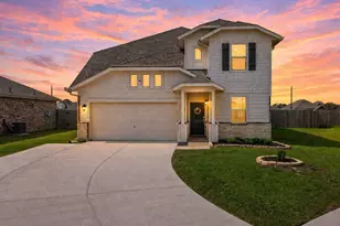 14743 Sweetwater Dr, Baytown, TX 77523 - Photo 1