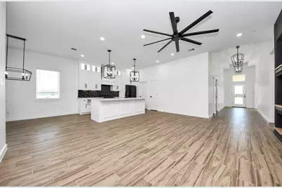 207 Manor Avenue, Arcola, TX 77583 - Photo 13