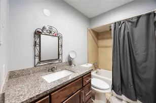 7400 Bellerive Dr, Houston, TX 77036 - Photo 9