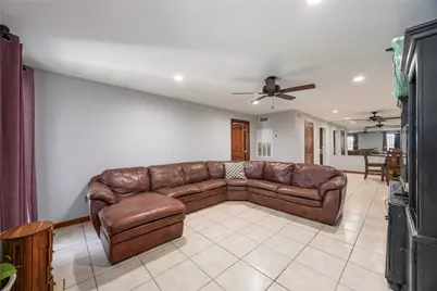 7400 Bellerive Drive #1807, Houston, TX 77036 - Photo 3