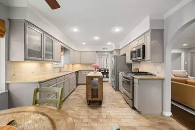 10831 Britoak Lane, Houston, TX 77079 - Photo 19
