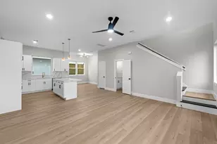 2348 Delafield St, Houston, TX 77023 - Photo 5