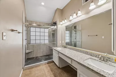 12526 Mill Hedge Drive, Houston, TX 77070 - Photo 13