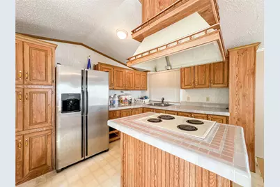 3014 Bay Oaks Harbor Drive, Baytown, TX 77523 - Photo 3