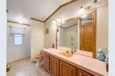 3014 Bay Oaks Harbor Drive, Baytown, TX 77523 - Photo 5