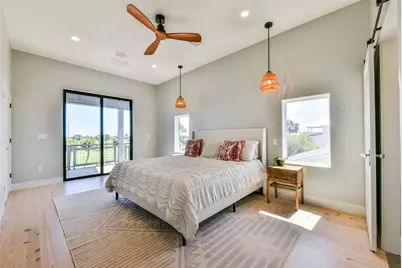 13957 Grambo Boulevard, Galveston, TX 77554 - Photo 27