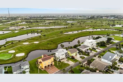13957 Grambo Boulevard, Galveston, TX 77554 - Photo 43