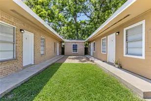 1001 W Lobitt St, Alvin, TX 77511 - Photo 1