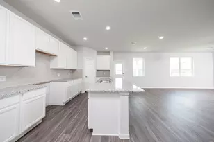 16905 Hazelnut Dr, Conroe, TX 77302 - Photo 7