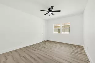 7926 Hudson St, Houston, TX 77012 - Photo 9