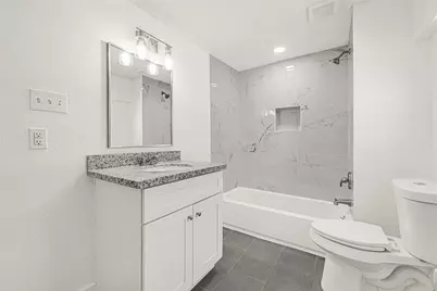 7926 Hudson Street, Houston, TX 77012 - Photo 11