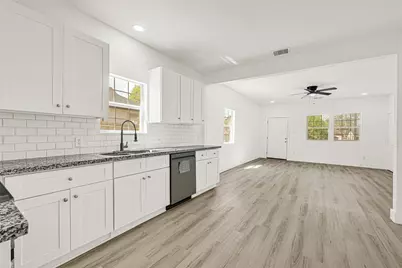 7926 Hudson Street, Houston, TX 77012 - Photo 17