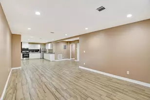 7900 Lane St, Houston, TX 77029 - Photo 9