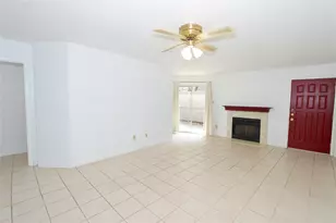 10639 Braes Bend Dr, Houston, TX 77071 - Photo 1