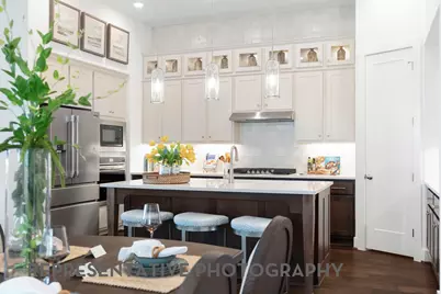 18106 Sunlit Oasis Drive, Webster, TX 77598 - Photo 5