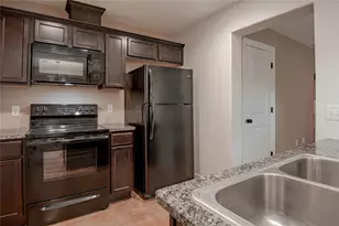 2002 20th St, Huntsville, TX 77340 - Photo 9