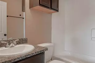 2002 20th St, Huntsville, TX 77340 - Photo 17