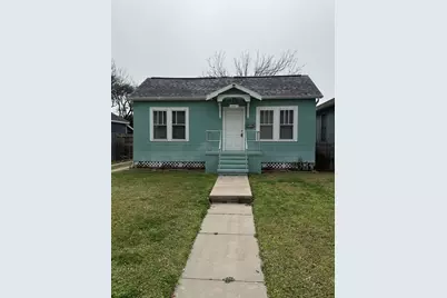 4407 Avenue S 1/2, Galveston, TX 77550 - Photo 1