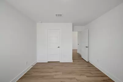 2211 Lone Bronco Boulevard, Rosenberg, TX 77471 - Photo 23