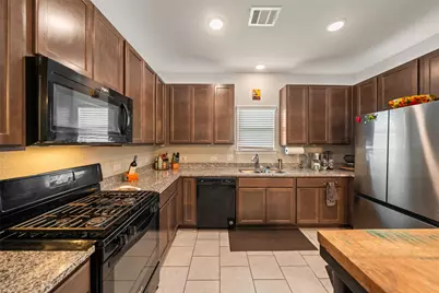 20072 Northpark Ash Lane, Porter, TX 77365 - Photo 13