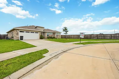 7219 Whispering Leaf Street, Richmond, TX 77469 - Photo 1